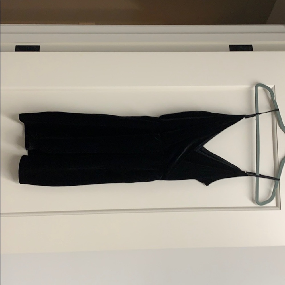 Dress - Picture 1 of 2